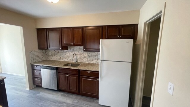 Primary Photo - 5 Coriander Dr