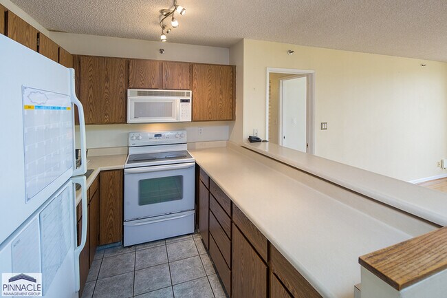 Building Photo - 98-402-402 Koauka Loop