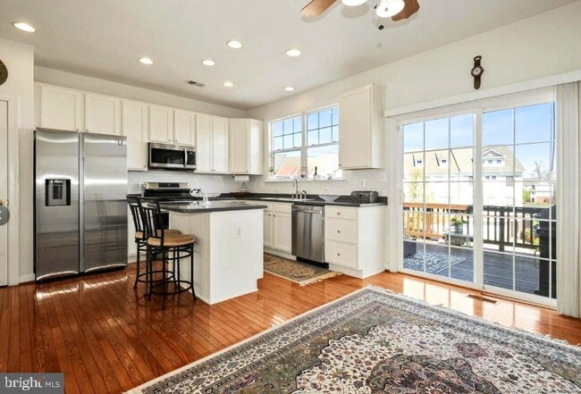 Foto del edificio - 8116 Rainwater Cir