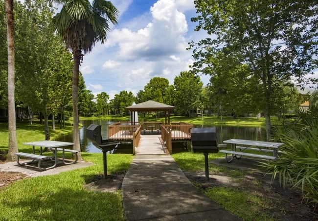 Foto del edificio - Ashton at Waterford Lakes