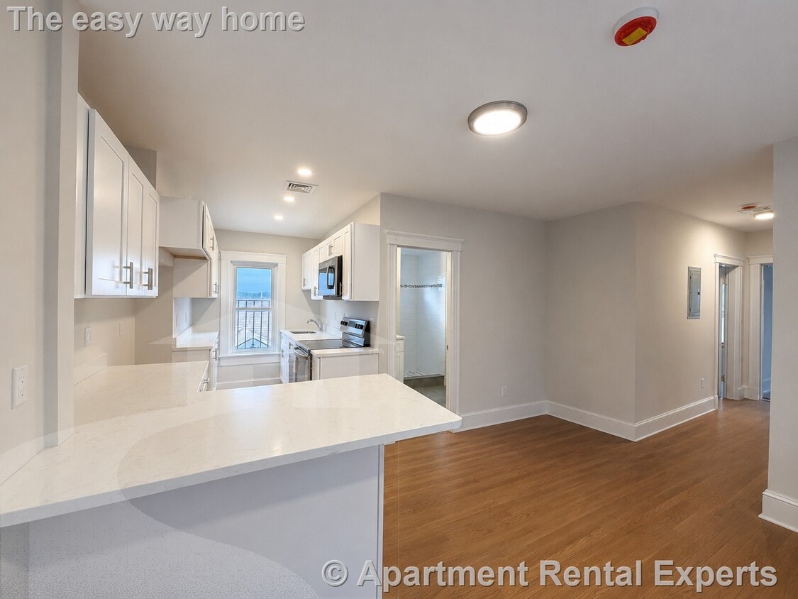 Photo - 47 Curtis Ave Unit #3