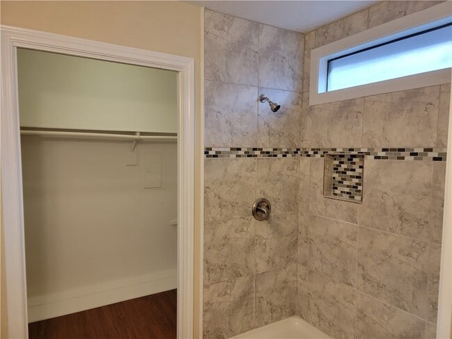 Building Photo - 4011 Windswept Dr