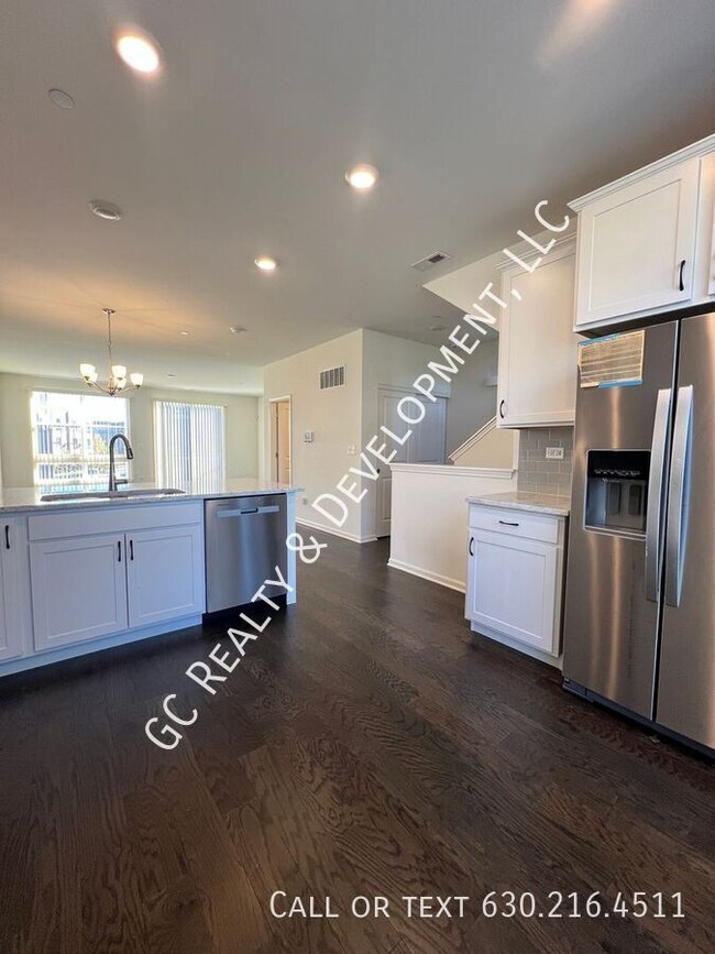Foto del edificio - 2217 Parkside Dr