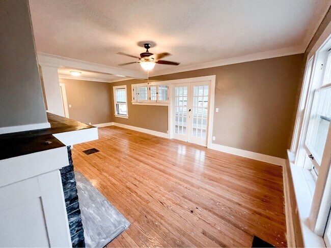 Foto del edificio - 1560 5th Ave SE