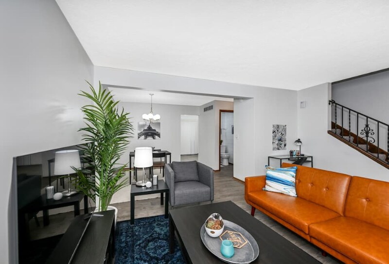 Foto principal - 1669 Dominion Dr