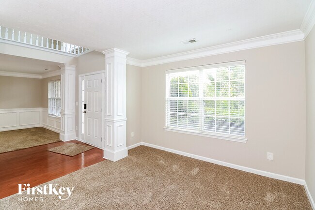 Foto del edificio - 6385 Daniell Springs Dr