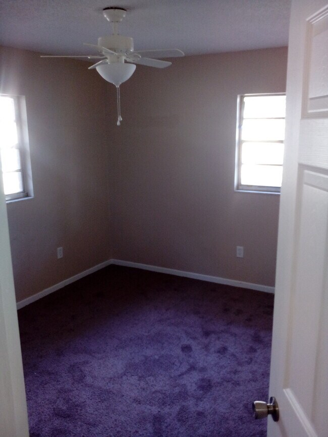 Foto del edificio - 3 Bed 2 Bath Home | Pet Friendly | Washer Dryer Hook Ups | Section 8 Welcome - New floors coming ...