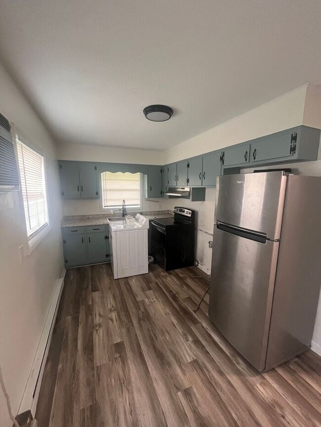 Foto del edificio - Charming and updated 2-bedroom, 1-bath duplex conveniently located in Durham