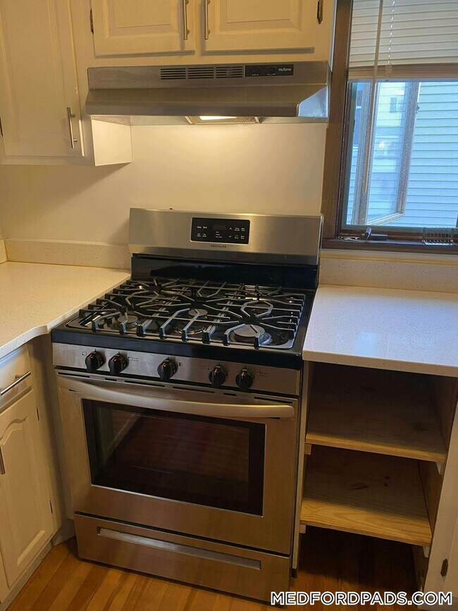 Foto del edificio - 60 Pinkert St