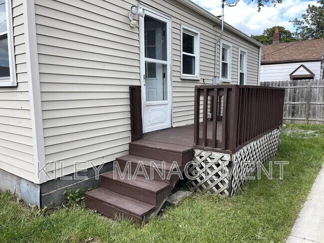 Foto del edificio - 23028 Pilgrim Ave