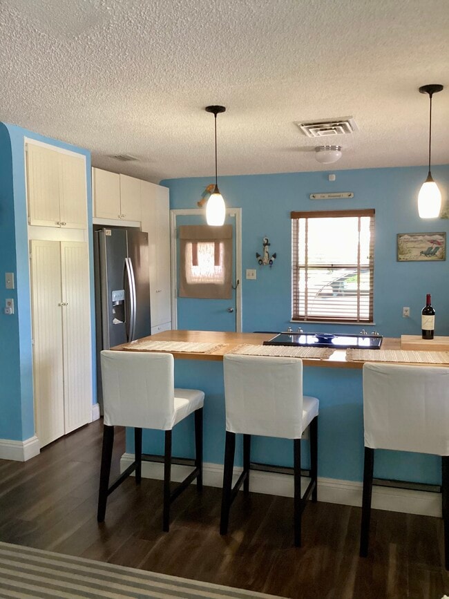 Building Photo - 333 182nd Ave E