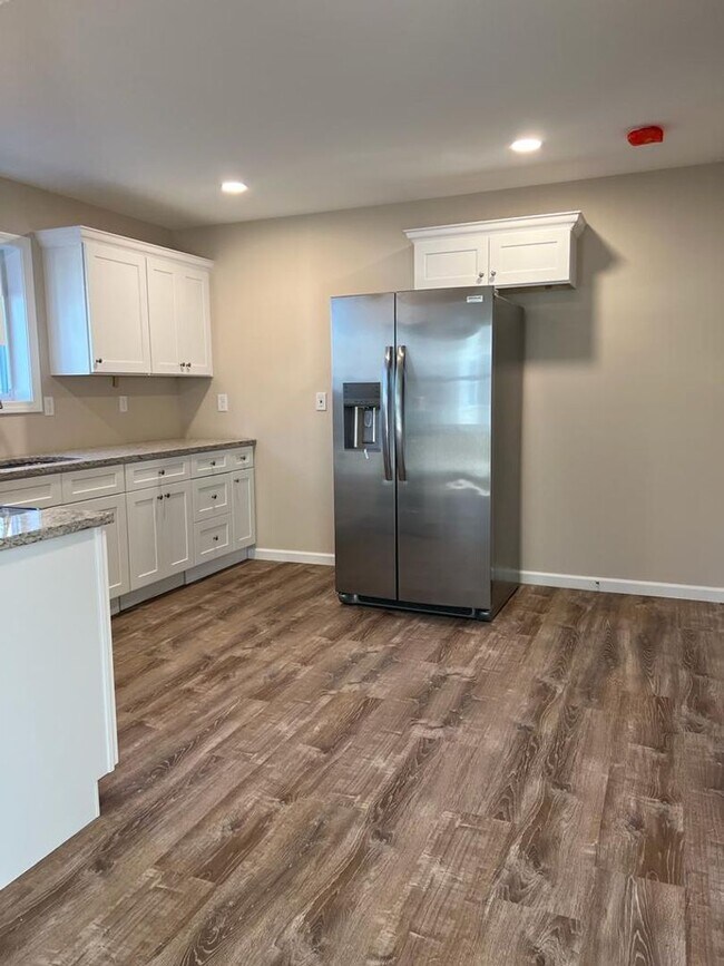 Building Photo - Brand New Construction!  3 Bedroom!