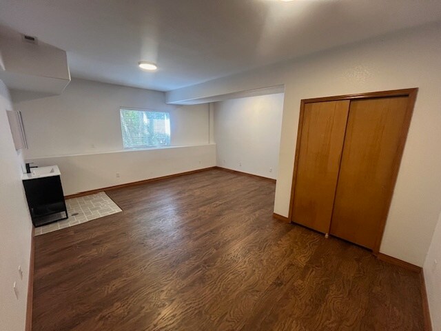 Foto principal - 4745 Paramount Pl