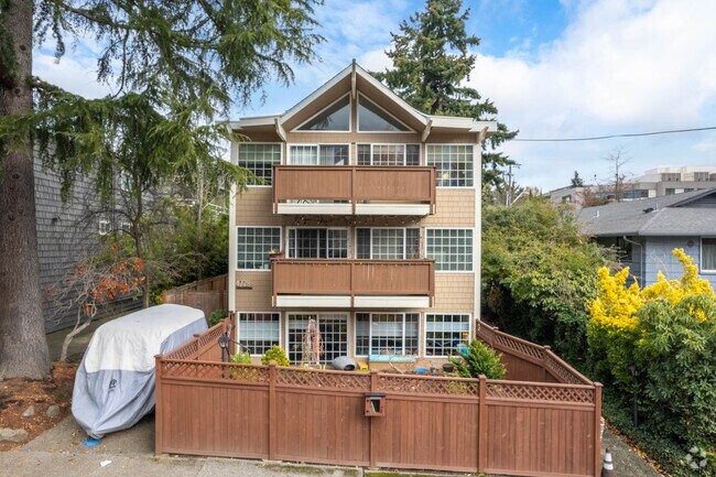 Exterior - 4728 40th Ave NE