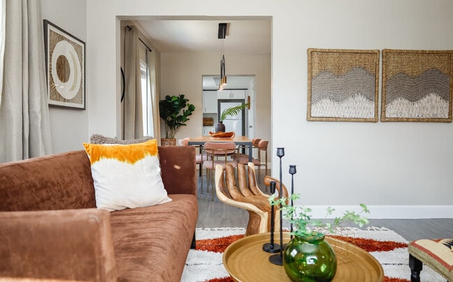 Foto del edificio - 2761 SW 33rd Ave