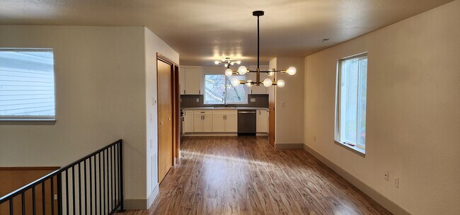 Foto del edificio - 1008 SE Sherrett St