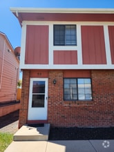 Building Photo - 55 Castle Royal Dr