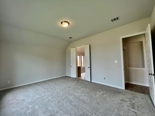 Foto del edificio - 1351 Park Path Dr