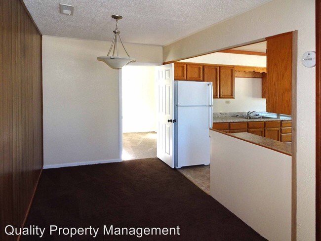 Building Photo - 3 br, 1 bath House - 580 Lozier Lane