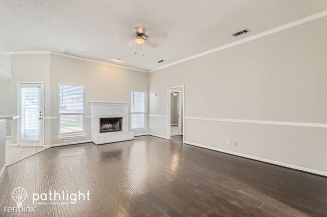 Foto del edificio - 3 br, 2 bath House - 204 W Willow Creek Dr...