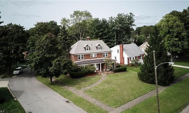 Foto del edificio - 331 Butler Rd NE