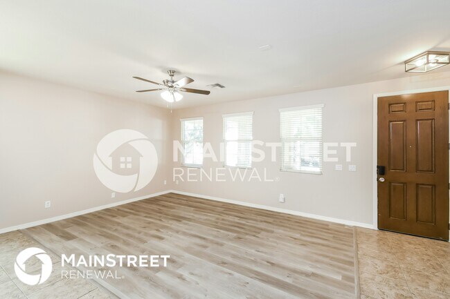 Building Photo - 4055 E Tulsa St