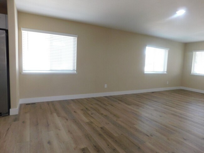 Foto del edificio - 1725 N 7th St