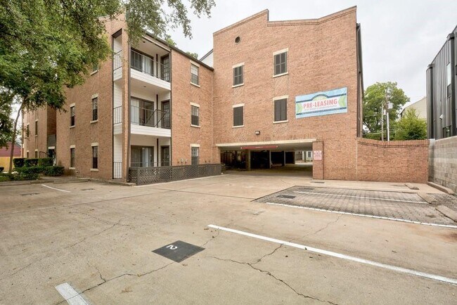 Foto del edificio - 203 E 31st St