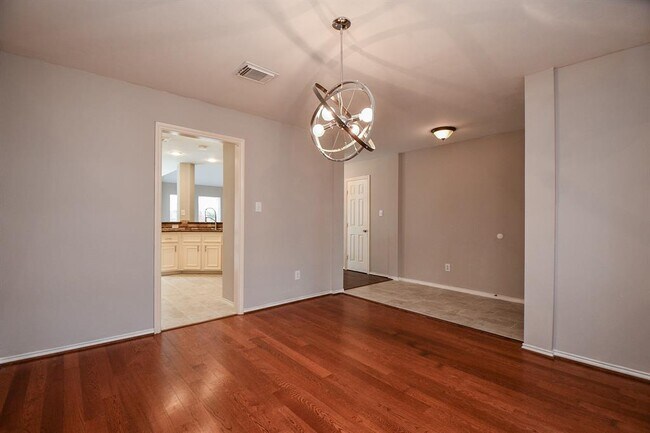 Foto del edificio - 4815 Mission Lake Ct