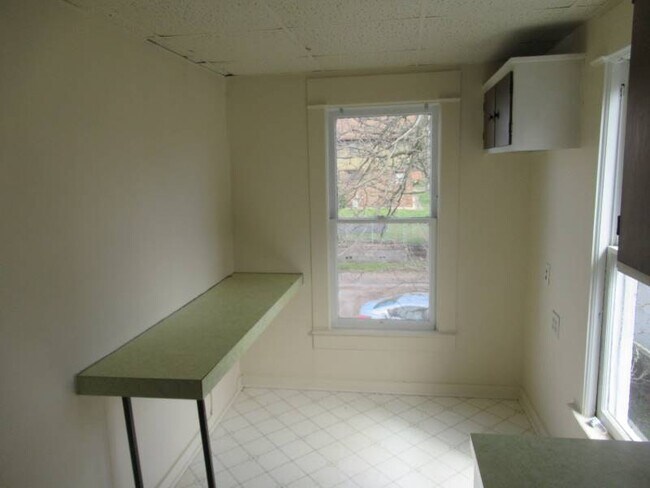 Foto del edificio - 522 West Madison Avenue, Unit 2B