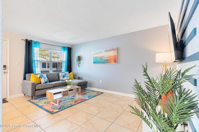 Building Photo - 1029 Park Dr