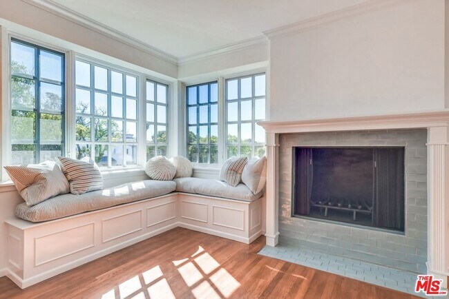 Foto del edificio - 13203 Dewey St