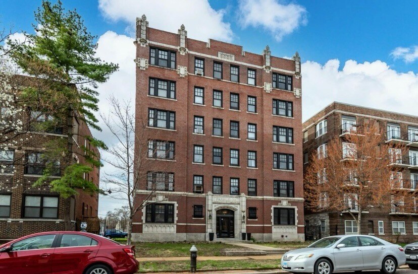 Foto principal - 5616 Pershing Ave