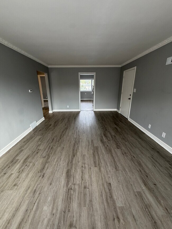 Foto del edificio - 6110 W Appleton Ave