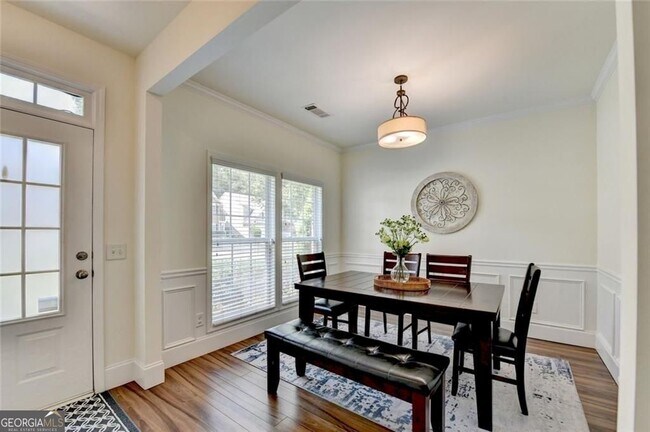 Building Photo - 335 Pintail Ct