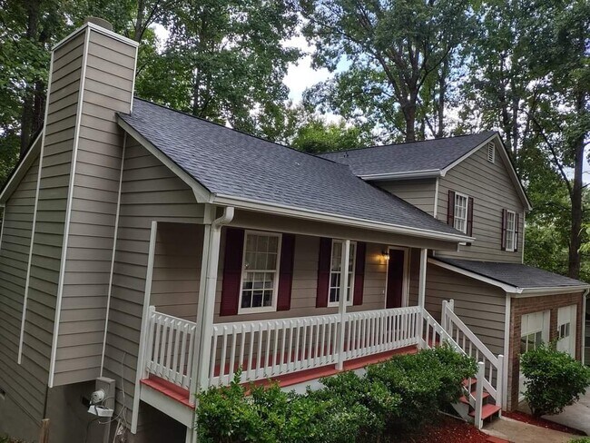 Foto del edificio - 7405 Bristol Cir