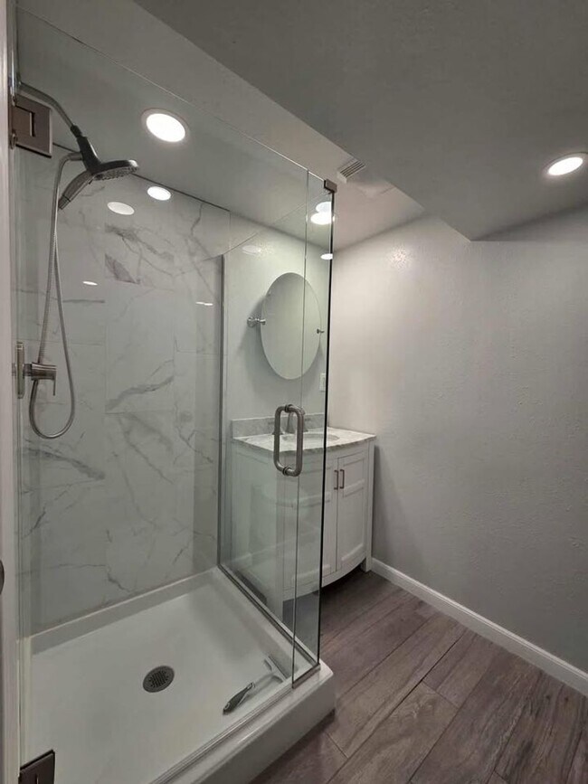 Foto del edificio - Low maintenance 3 bedroom!