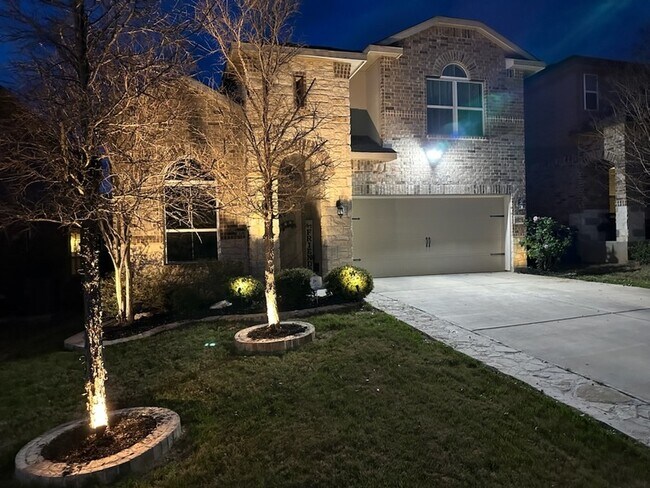 Building Photo - 6051 Akin Cir