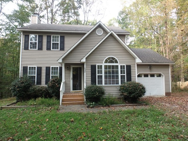 Primary Photo - 1554 Middle Ridge Drive