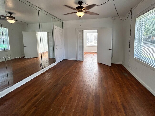 Foto del edificio - 1141 SE 6th Terrace