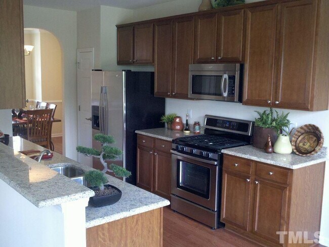 Foto del edificio - 341 Hammond Oak Ln