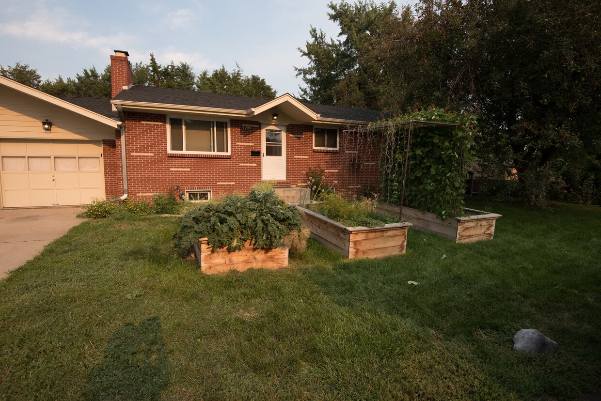 3220 Marshall St, Wheat Ridge, CO 80033 House for Rent in Wheat Ridge