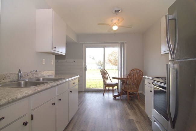 Foto del edificio - 108 W Countryside Pkwy