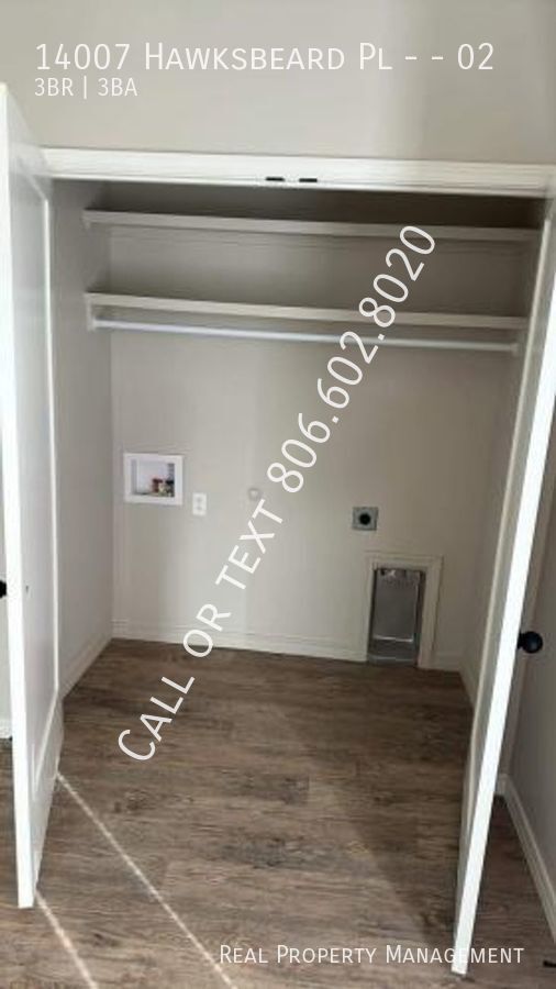 Foto del edificio - Brand new 3 bedroom, 2.5 bathroom duplex a...