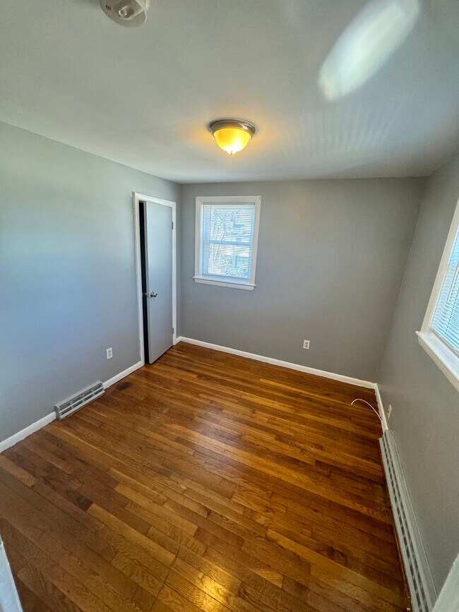 Building Photo - 166 Colorado St