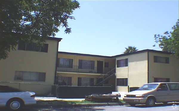 Primary Photo - 7800 Jaboneria Rd