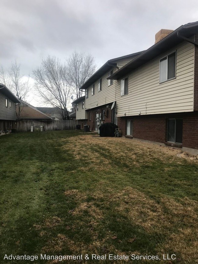 Building Photo - 3 br, 2 bath House - 952 South 200 West #24
