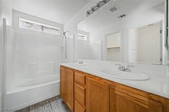 Building Photo - 6077 Aripeka St