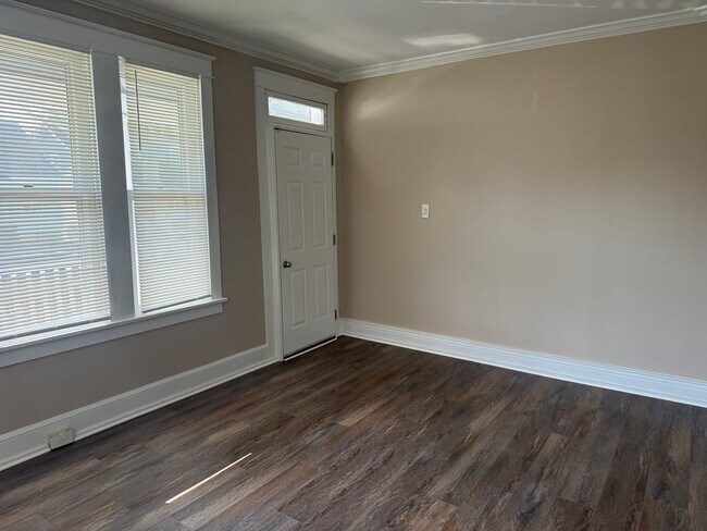 Foto del edificio - 823 Pine St