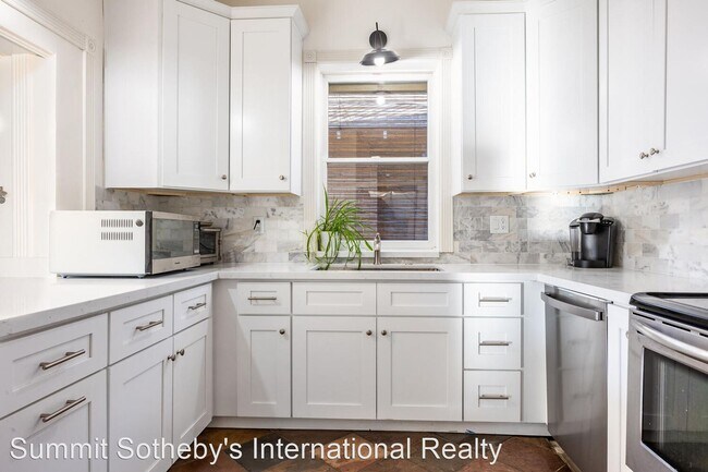 Foto del edificio - 3 br, 2 bath House - 932 Elm Ave